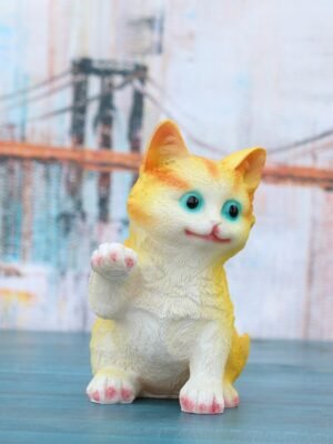 Little yellow cat idol figurine resin home decor showpiece