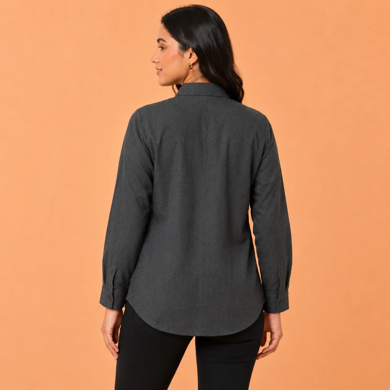 Women's Linen Blend Shirt Back View Lightweight Linen Blend Fabric Voniva Fashion